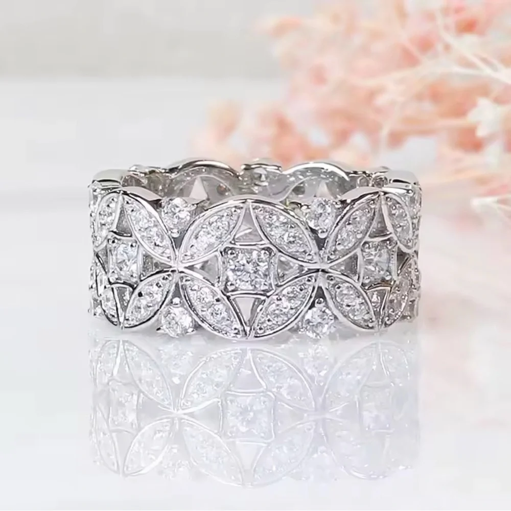 ⚜️ Classic Bridal Silver Floral Ring